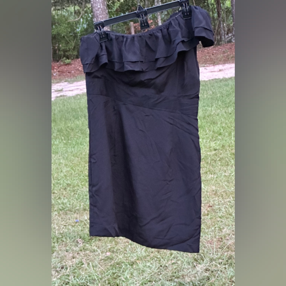 Chic Off-Shoulder Black Midi Dress